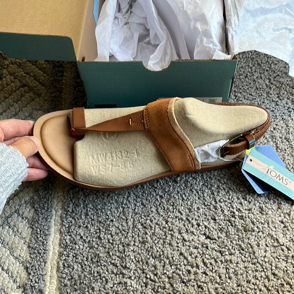 Tan, Leather/Suede Bree Sandals, size 7